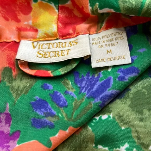 Gold Label Victoria’s Secret Satin Floral Robe - Picture 7 of 15